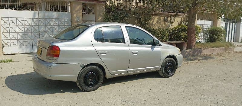 Toyota Platz 2004 6