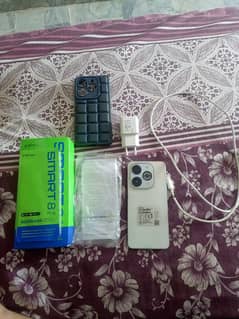 infinix smart 8 plus 4gb 64gb 6000mah battery 10/10 condition