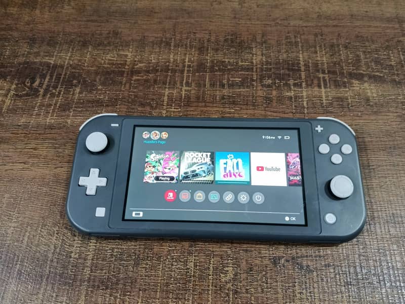 NINTENDO SWITCH LITE 1