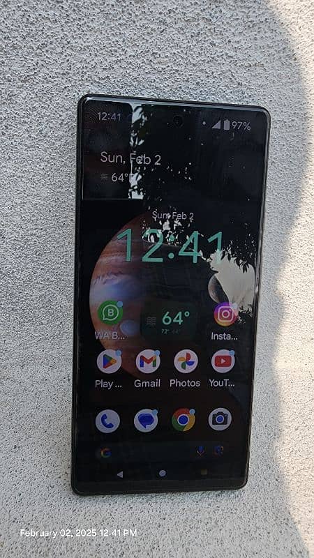 Pixel 6A very clean 0