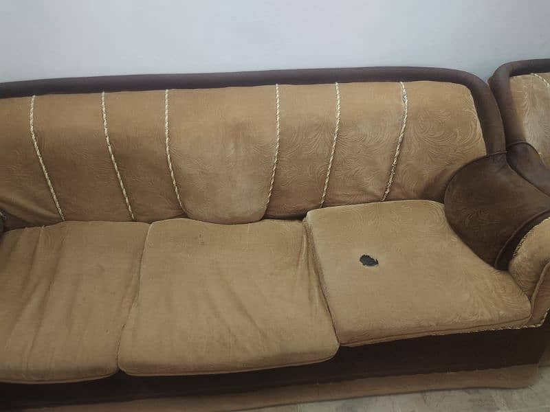 7 seater sofa set for sale urgent 4