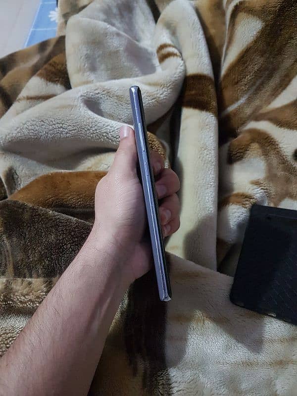 Samsung Galaxy Note 8 3