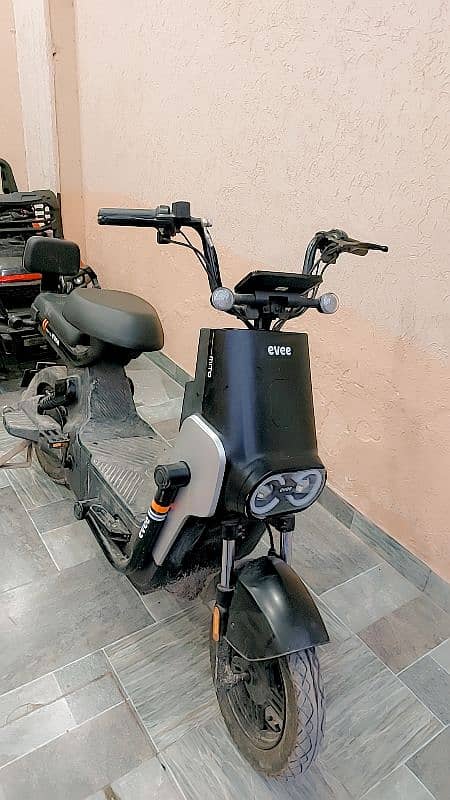 Electric Scooty for Sale Evee Mito 1