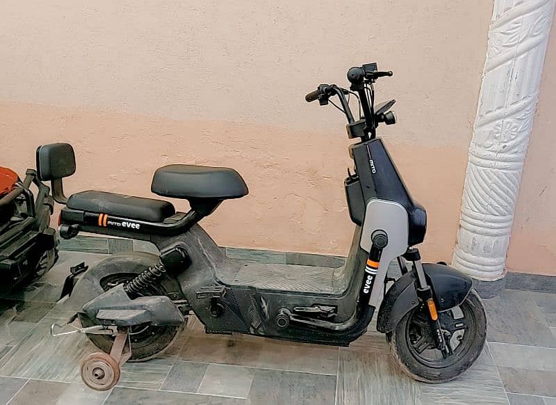 Electric Scooty for Sale Evee Mito 2