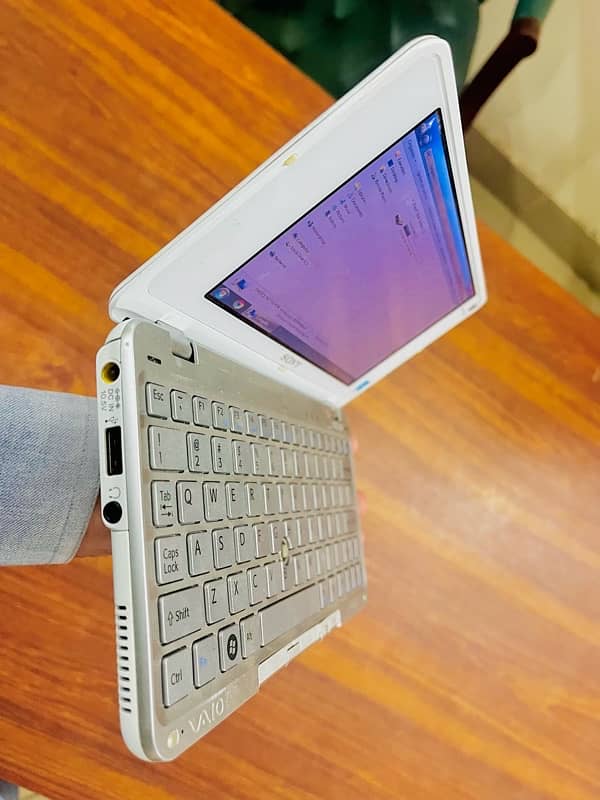 Sony Vaio P Pocket Laptop 14