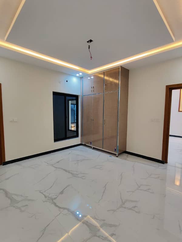 35*70 Brand New Elegant House In D-17 For Sale 7