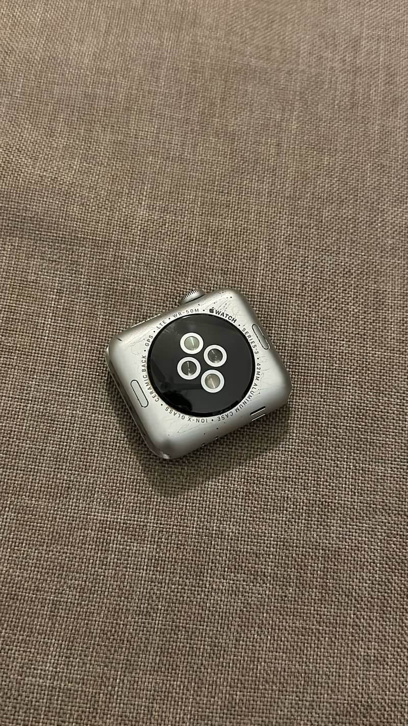 Iwatch series 3 42 mm 1