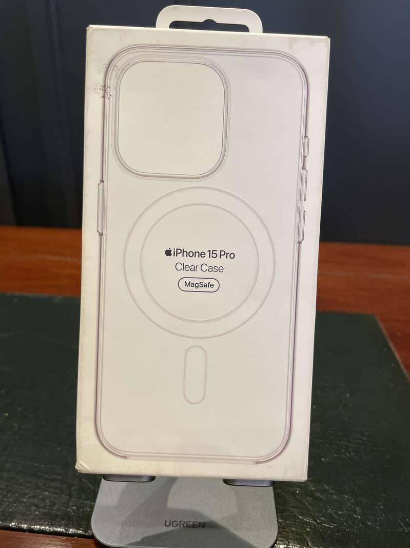 Brand New iPhone 15 Pro Clear Case with MagSafe Cover For Sale In Sale 0