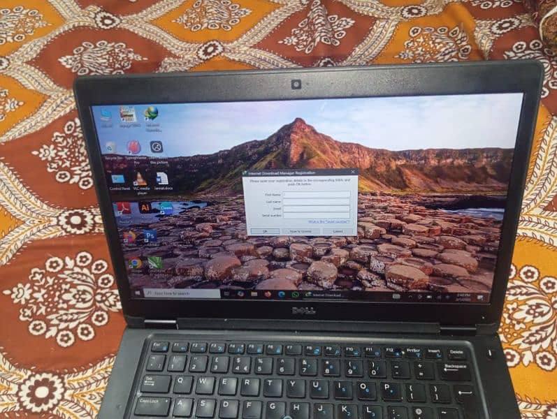 Brand new laptop Touch screen 4