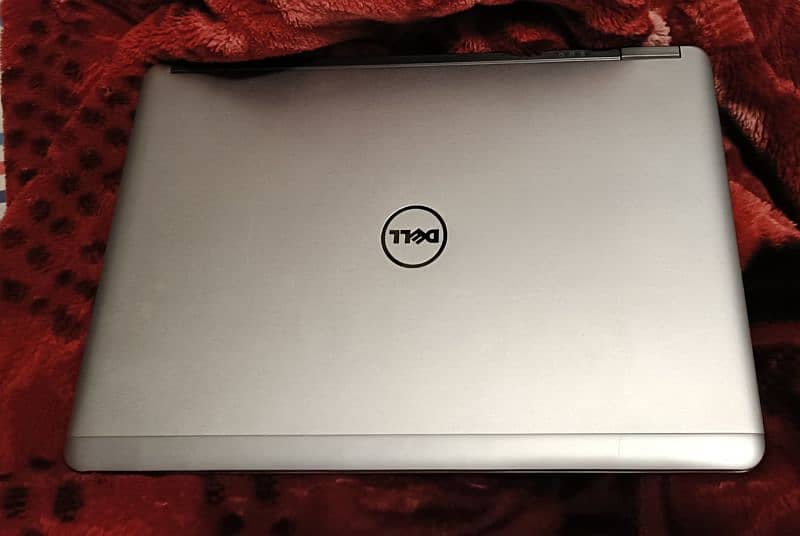 Dell Laptop 0