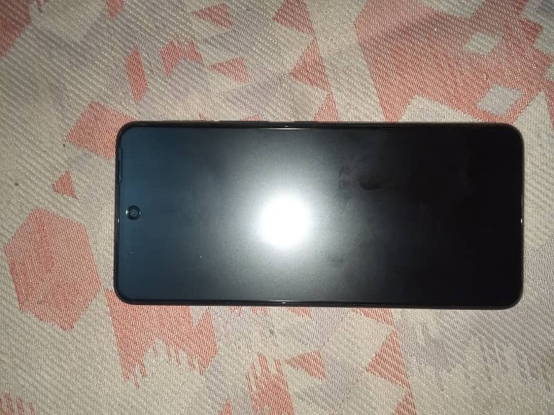 infinix hot 11s 4+3/128 9/10 condition with box charger 6