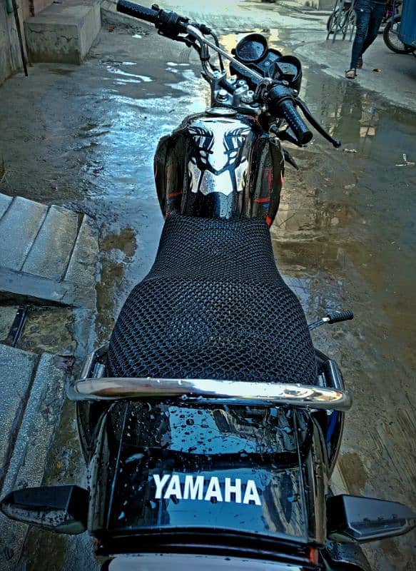 Yamaha YBR 125g (2024) model 8