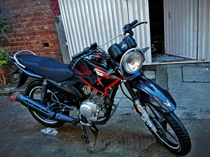 Yamaha YBR 125g (2024) model 10