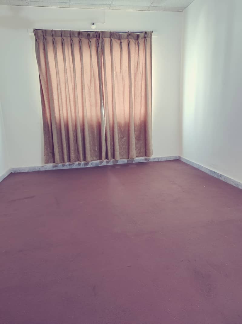 One bed carpeted available for rent in chaklala scheme 3 0