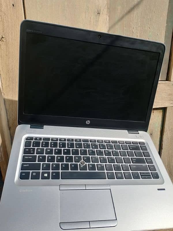 HP Elitebook 840 G3 Ram 8GB DDR4 256 SSD STORAGE 4