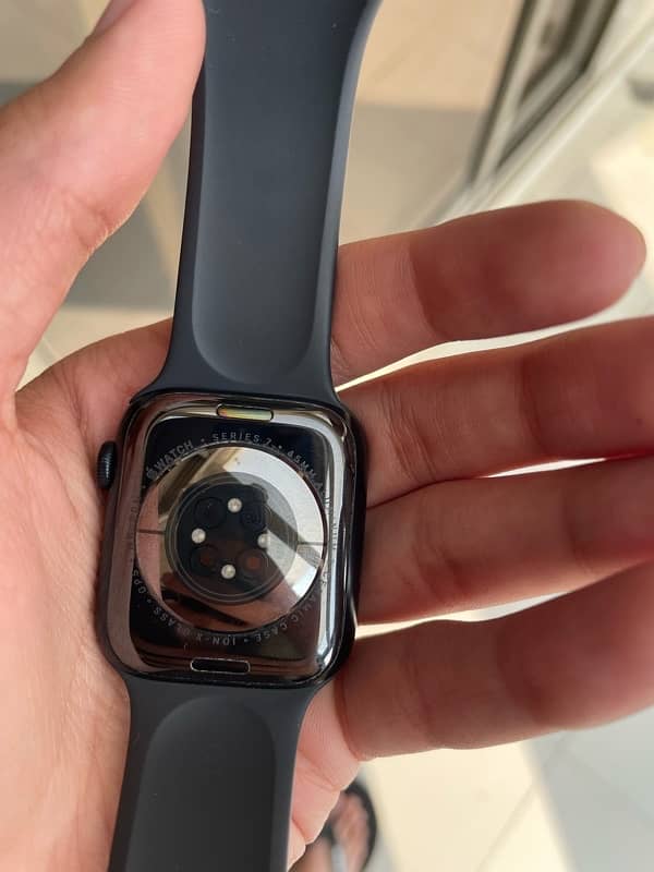 Apple is watch series 7 5