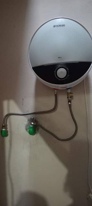 Tecno gas storage electric gezar brand new 3