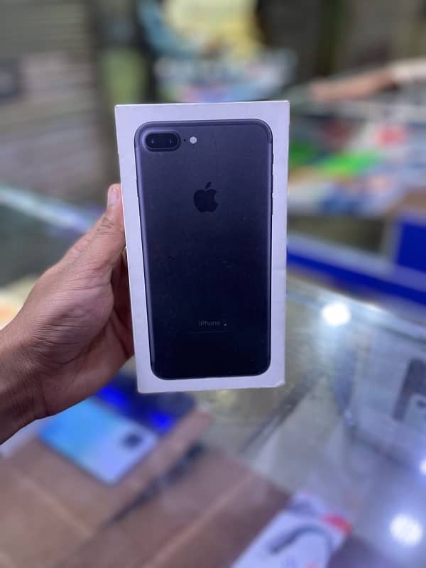 iphone 7+ 32gb Pta Approved with box 0