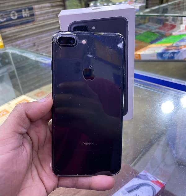 iphone 7+ 32gb Pta Approved with box 2