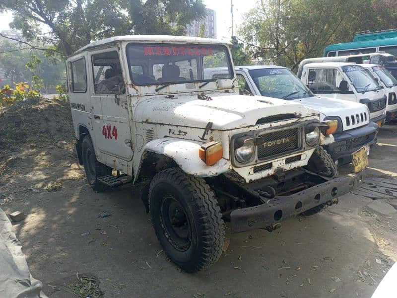 Toyota fj40 9