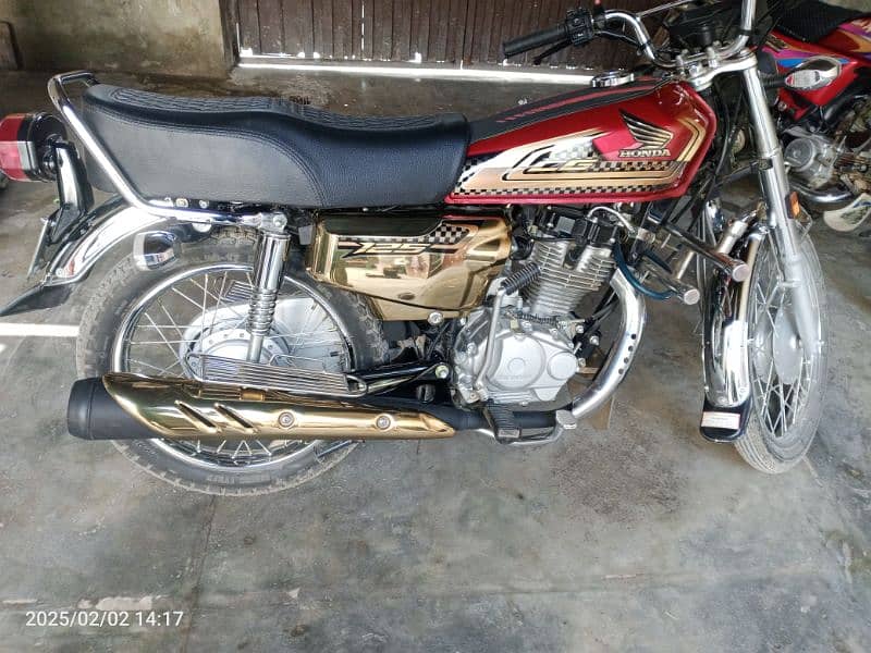 CG 125 GOLD EDITION 2025 0