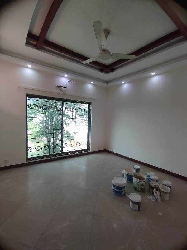 1 Kanal Beautiful House For Rent Near All Facilities 7