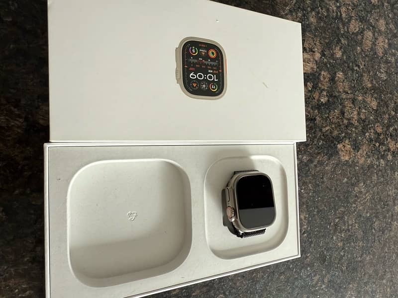 Apple Watch Ultra 2 3