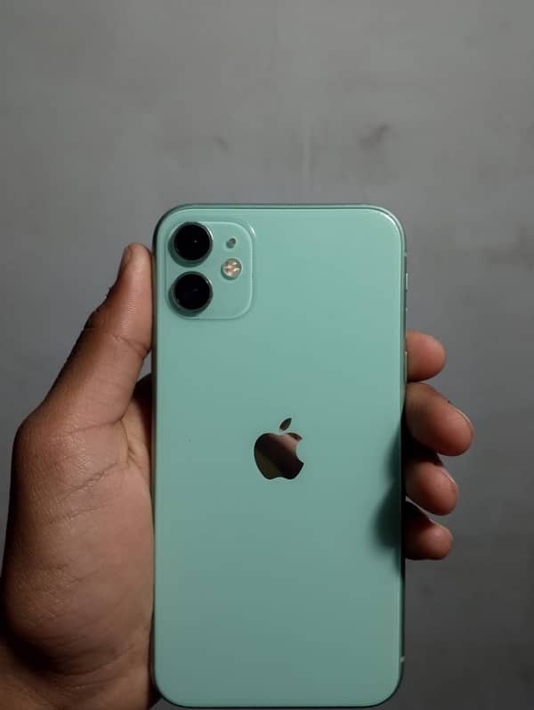 I’m selling my iPhone 11 10by10 Non Pta read description 3