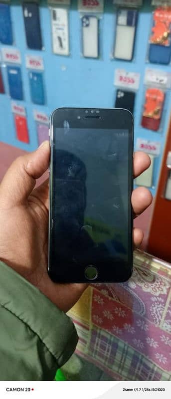 iphone 6 non pta all geniun battery 82 service all ok 64 gb 4