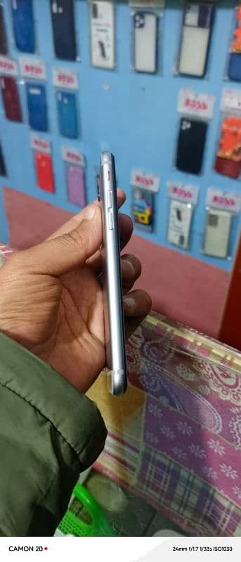 iphone 6 non pta all geniun battery 82 service all ok 64 gb 5