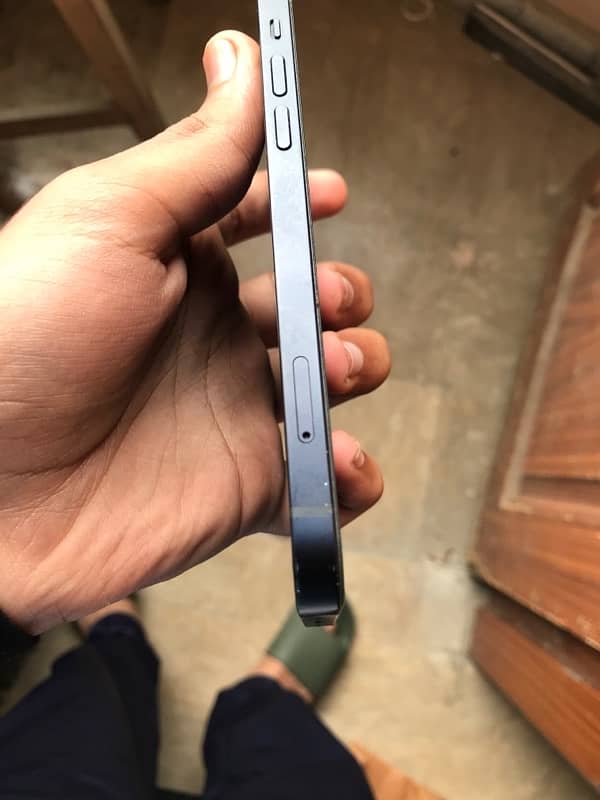 Iphone 12 battery 90 condition 10/9.5 8