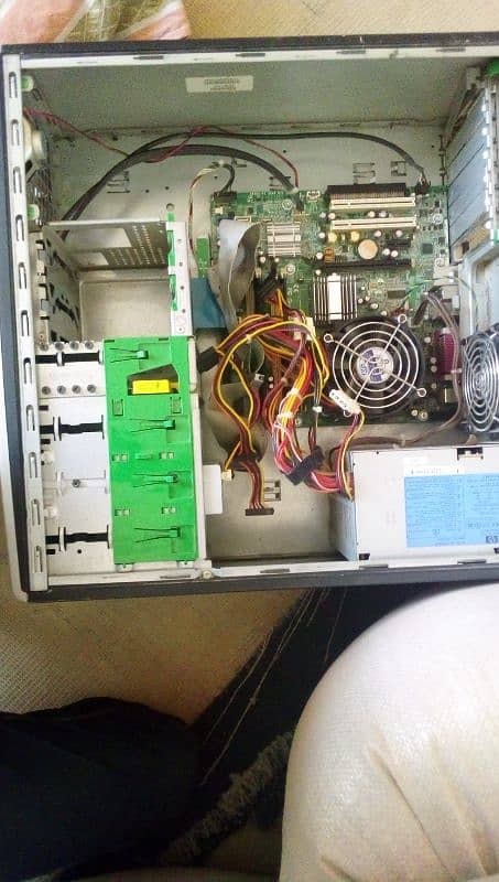 Pentium 4 320 watt psu 3gb ram pc 0