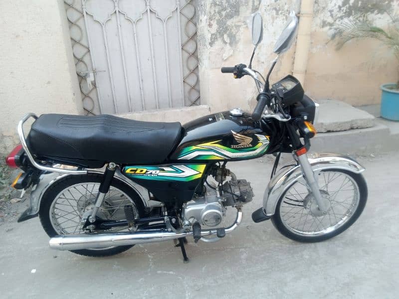 Honda CD 70 2023 Model 3