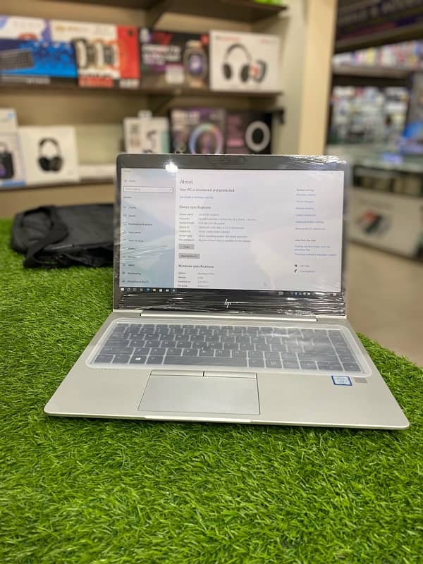 Hp 840 G5 i5 8th gen 8gb Ram 256gb SSD Window 10 4