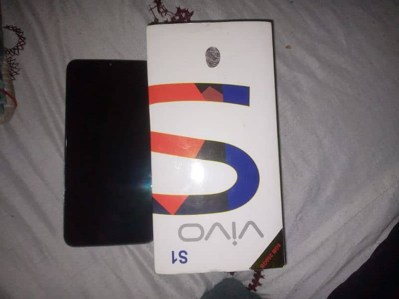 vivo s1 8 256 GB with box all okay set 1