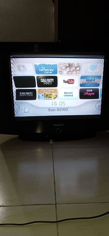 SAMSUNG TV FOR SALE. 2