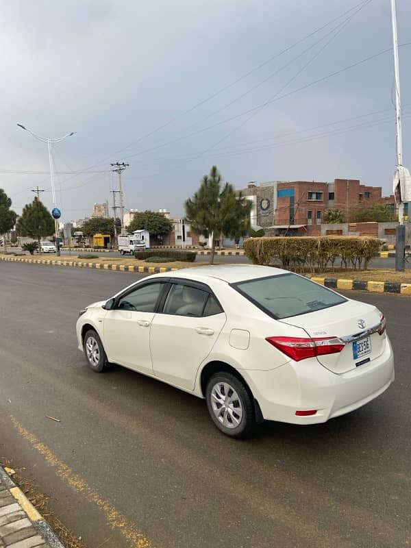 Toyota Corolla GLI 2016 4