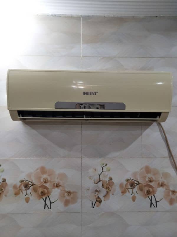 1 ton orient AC in very good condition for instant buy 0