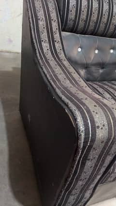 Black Sofa Set in affordable Price.