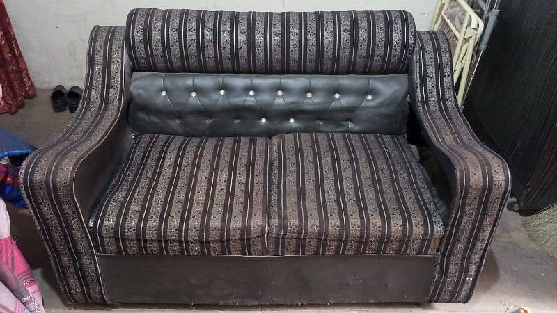 Black Sofa Set in affordable Price. 1