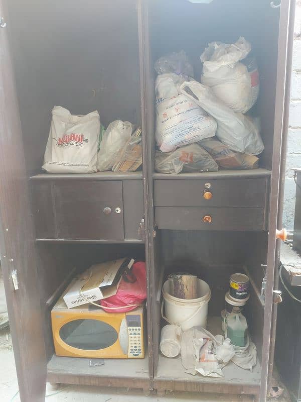 Cupboard/Almirah for sale 2