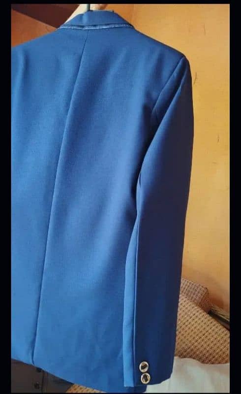 blue full suit condition 10/10 1