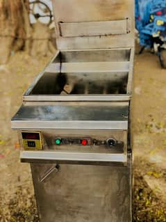 single deep fryer