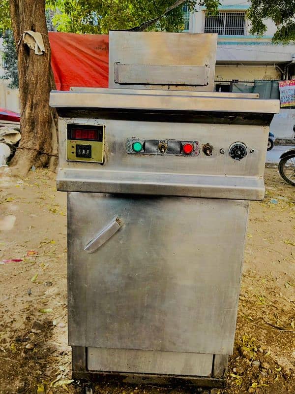 single deep fryer 1