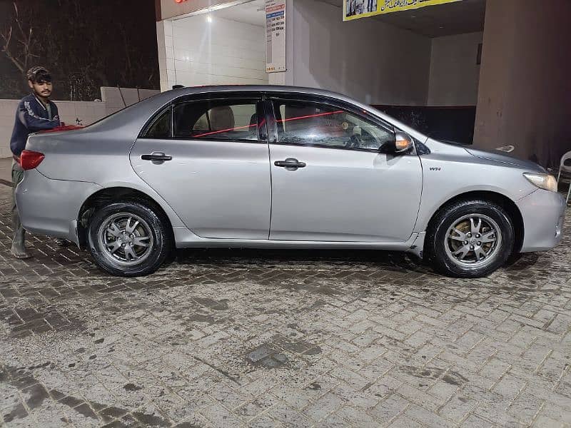 Toyota Corolla GLI 2012 12