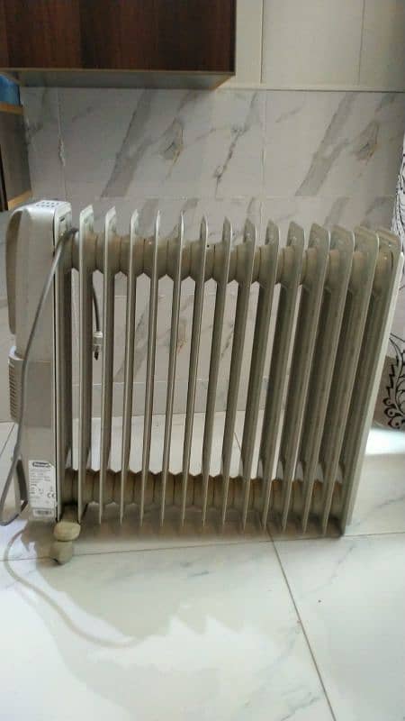 delonghi oil heater large size ( 15 fin) 0