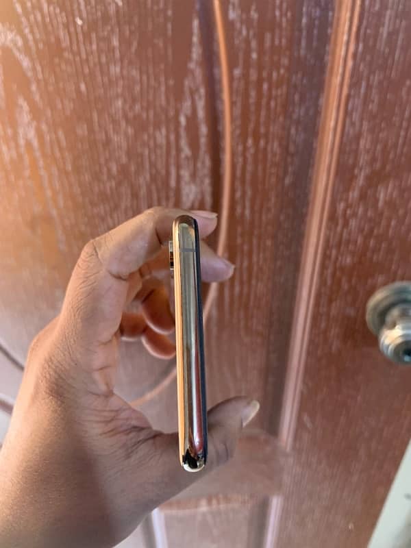 Iphone xs max 256 approved 7