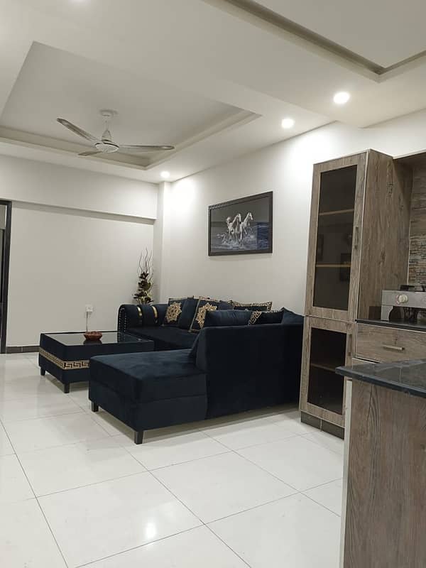 ONE BED FULLY FURNISHED APARTMENT AVAILABLE FOR RENT IN E-11 5