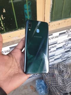 Samsung Galaxy A30 4/64  PTA Approved