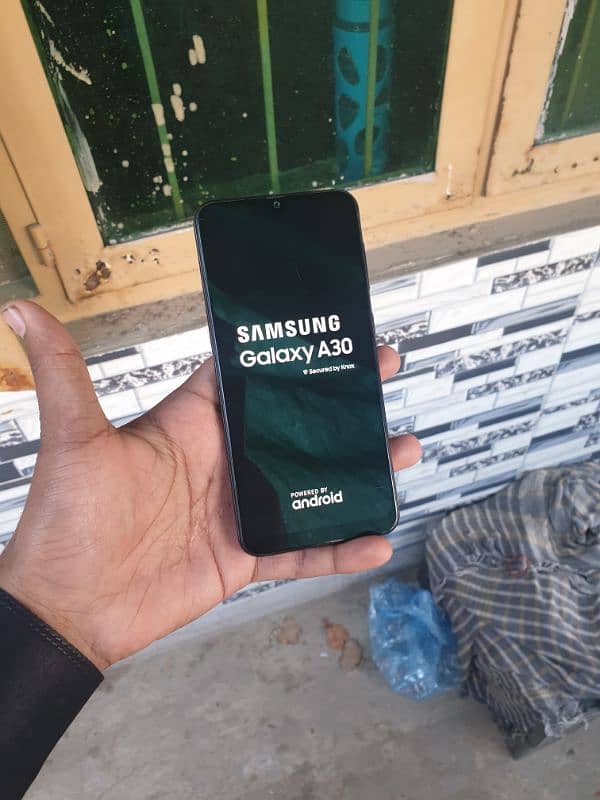 Samsung Galaxy A30 4/64  PTA Approved 5